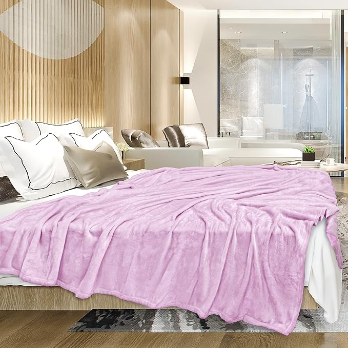 PAVILIA Light Purple Fleece Throw Blanket for Couch, Lavender Lilac Soft Fuzzy Flannel Throw for Sofa, Luxury Plush Microfiber Bed Blanket, Cozy Home Decorative Velvet Gift Blanket, 50x60