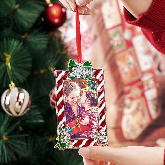 2025 Green Photo Frame Ornament, Metal Christmas Picture Frame Ornament Family Wedding Vacation Photo Xmas Tree Decor, Table or Xmas Tree Two Ways Using (Green)