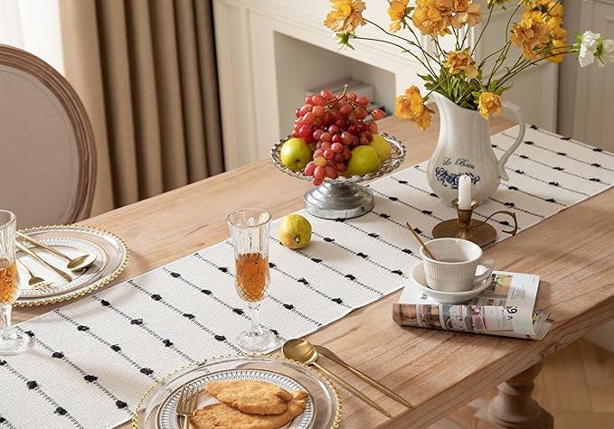 Caflife Boho Table Runner 72 Inchs Long for Modern Farmhouse Room Home Decor, Black and Beige Coffee Table Runner, Natural Cotton Woven with Tassels Neutral, for Kitchen Dining Table Decor