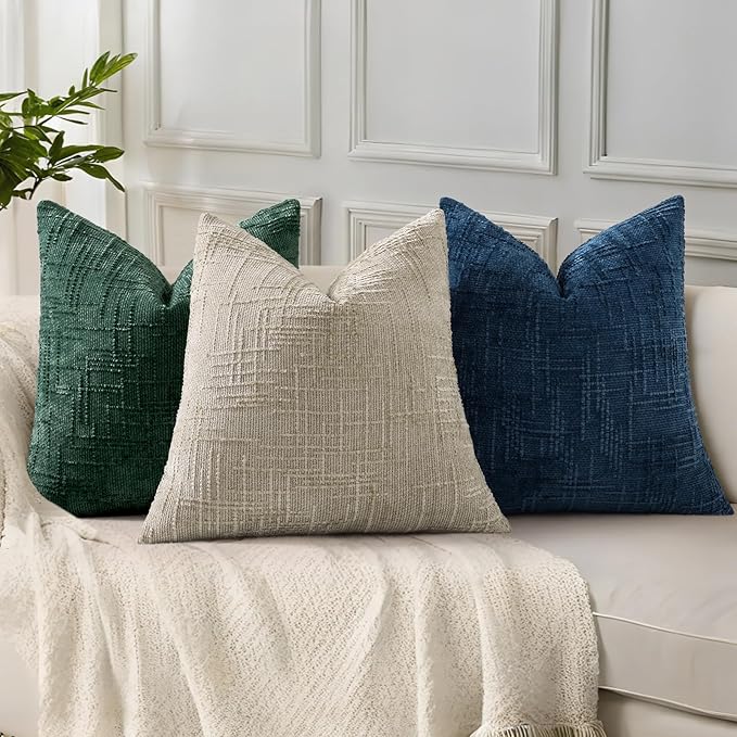 decorUhome Christmas Green Chenille Throw Pillow Covers 18x18 Set of 2 Thick Textured Slubby Couch Pillow Covers Farmhouse Accent Modern Neutral Decorative Pillow Cases for Bed Sofa Living Room