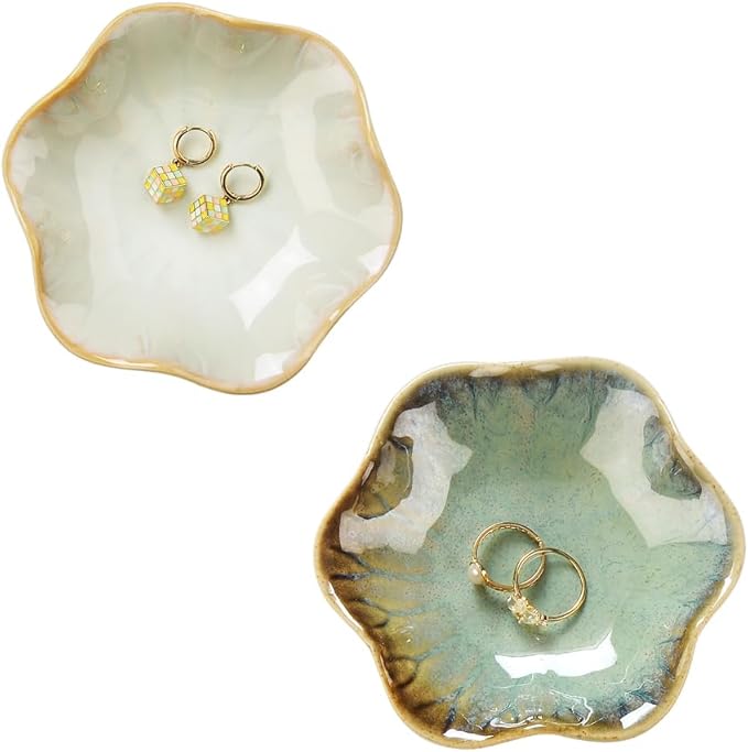 Lotus Leaf Shape Ring Holder Dish, Small Key Bowl, Ceramic Trinket Tray Jewelry Dish Organizing Necklace Earrings for Mom Friend Sister. All Jewelries Are NOT Included. Crystal Green.
