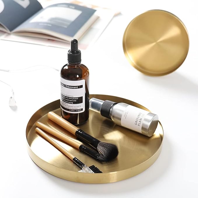 Freelove Round Serving Tray, Perfume Organizer Candle Organization Centerpieces for Dinning Preppy Room Decor Coffee Table Desk Vanity Countertop Bathroom Storage Accessories, Brass Gold, 8 inch