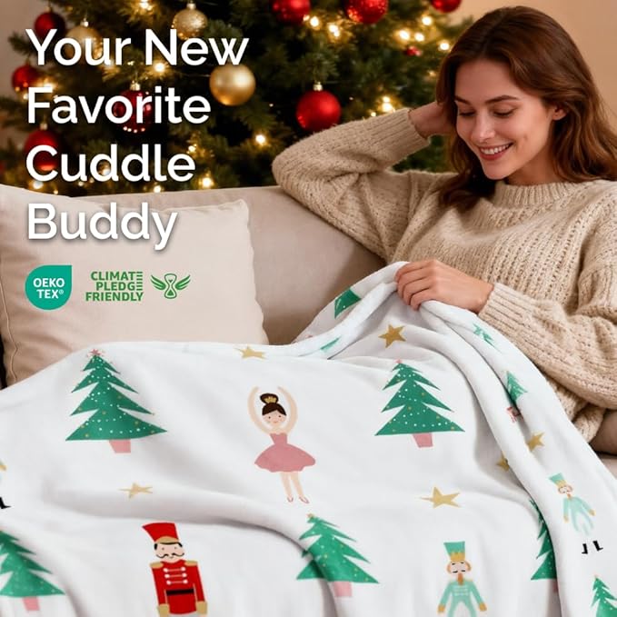 Ultra Soft Fleece Blanket Throw Size - Christmas Flannel Fleece Luxury Throw Blanket - Lightweight Throw for Couch, Bed, Chair - Warm & Breathable - Cozy Microplush Bedding - Christmas Print