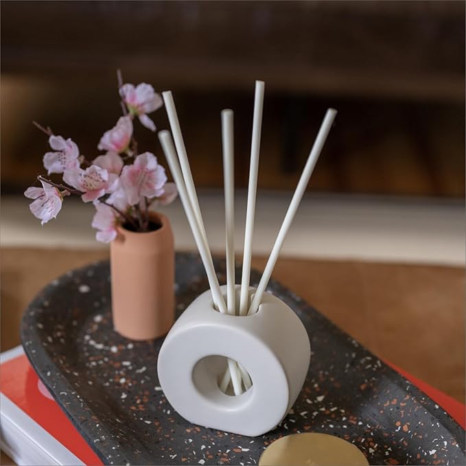 ScentAir Infused Liquidless Reeds | Includes 25 Flameless Reeds and 1 Decorative Vase, White | Essential Oil Aroma Diffuser Sticks | Fresh Spa Scents | Amazon Exclusive | Cedarwood