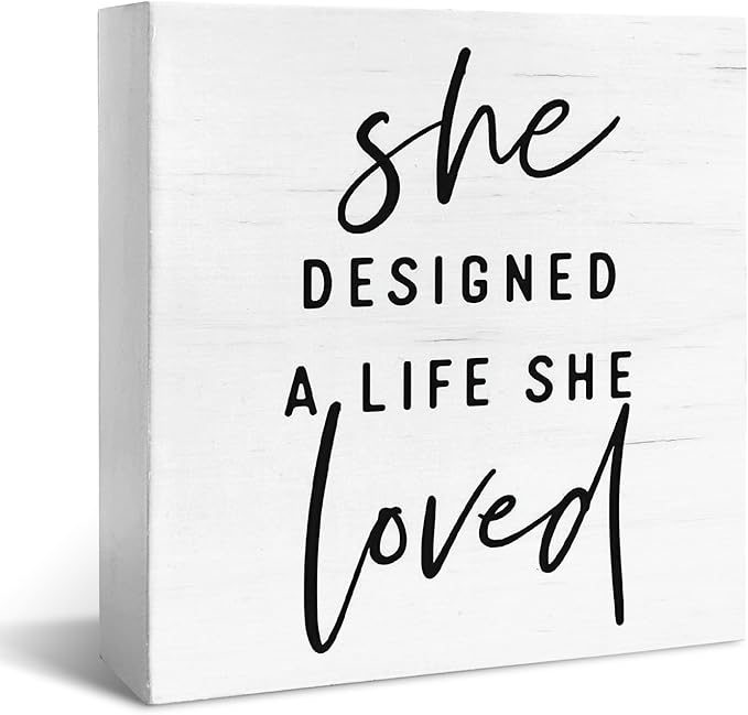 JXREQ Girls Inspirational Wood Box Sign Desk Decor 5x5 Inch, She Designed a Life She Loved Wood Box Decorations for Home Girls Room Dorm Office Tabletop Shelf Decor