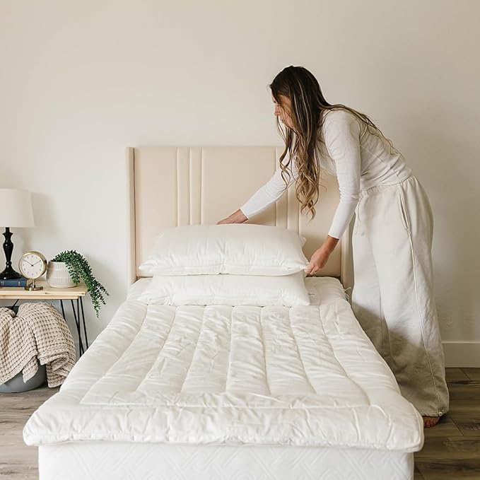 Woolino Premium Wool Pillow, Breathable 100% Wool Fill & Organic Cotton Cover Pillow Insert & Washable Quilted Shell, Sleeping Pillow with Adjustable Loft to Customize Thickness, King - 20x36 Inches