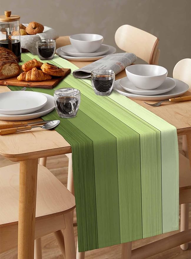 Vandarllin Table Runners 18X72 Inches Long, Ombre Moss Green,Cotton Linen Farmhouse Retro Rustic Barn Wood Texture Tablecloths Non-Slip Party Table Decorations for Kitchen,Home,Dining,Outdoor,