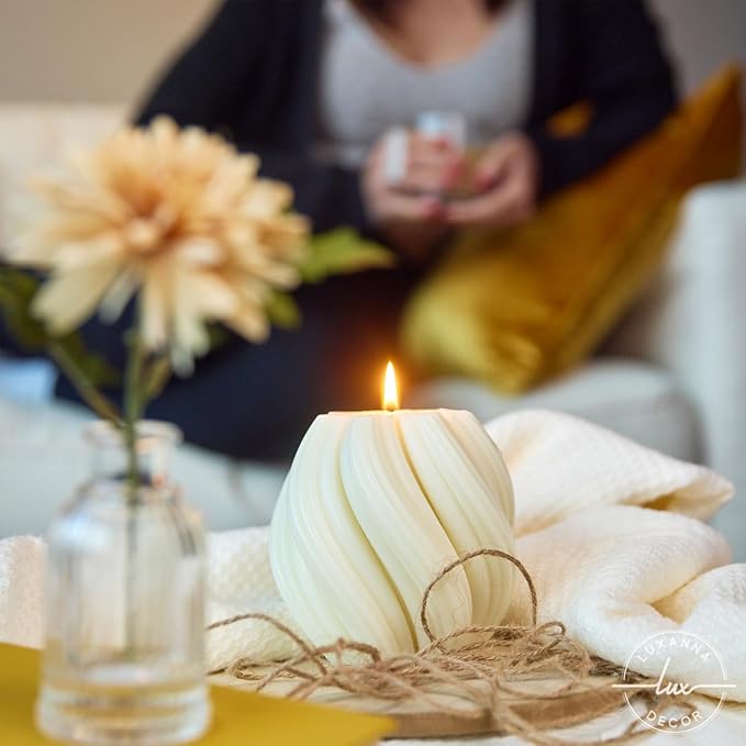 Luxanna Décor Spiral Soy Wax Candle – White Minimalist Aesthetic Home Décor | Long-Lasting Citrus Scent | Handcrafted Gift for Women, Birthdays, Housewarming, Holidays