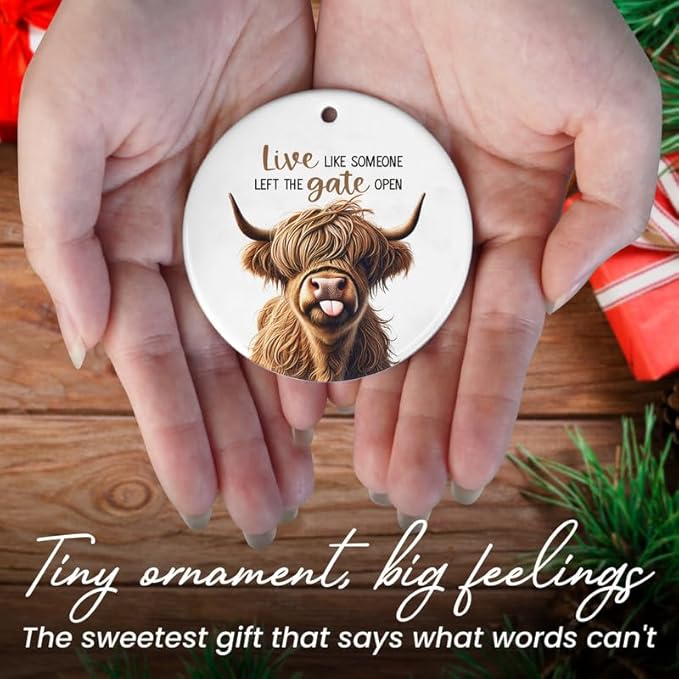 Christmas Highland Cow Gifts for Women Men - Ceramic Christmas Ornaments 2025 for Xmas Tree Decorations - Farmhouse Cow Ornament, Animal Lover Gifts for Friends Family Farmers Home Decorations