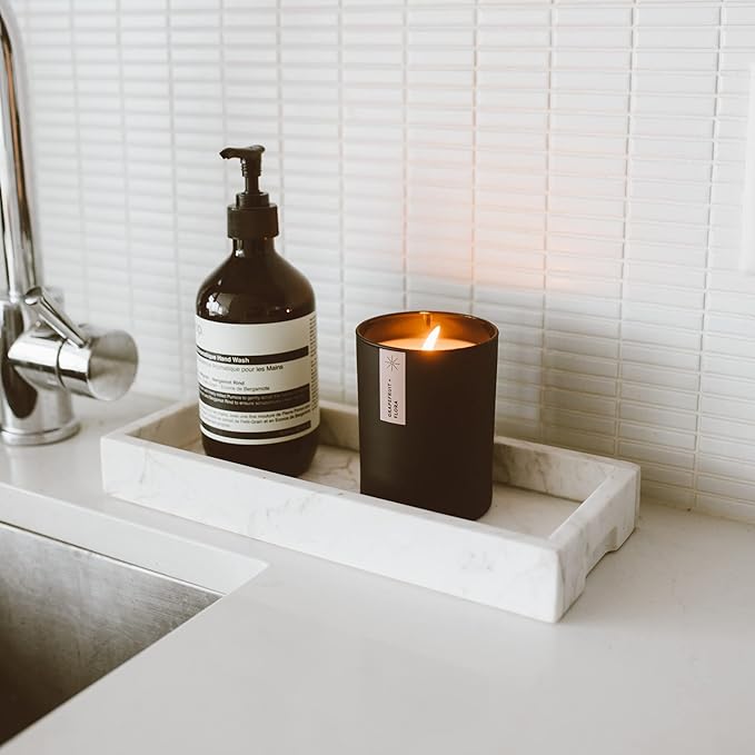 Calyan Wax Co. Grapefruit & Flora Scented Candle - 75 Hour Burn - Luxury Non Toxic Soy Wax Candles - Long Lasting Black Tumbler Jar Candle for Home - 10.2oz