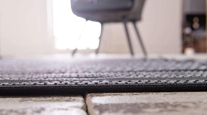 Unique Loom Outdoor Border Collection Area Rug - Multi Border (5' 3" x 8' Rectangle, Gray/ Black)