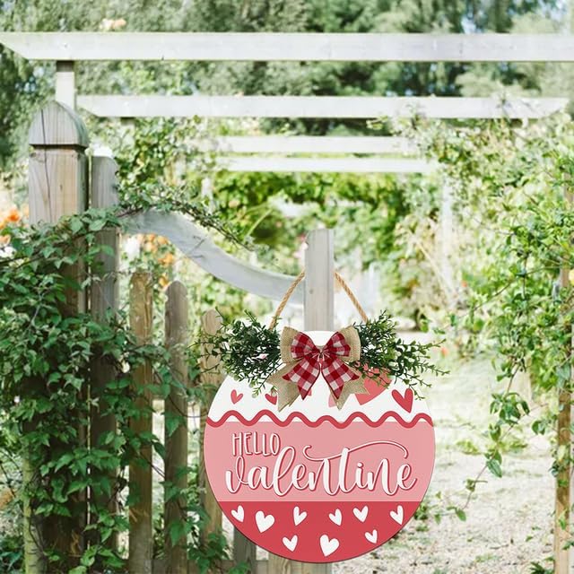 Boylee Hello Valentine Sign for Front Door Decorations, Rustic Round Wood Holiday Sign, Front Door Wreath Burlap Wooden Hanging Signs for Outdoor Farmhouse Porch Home Spring Holiday Decor