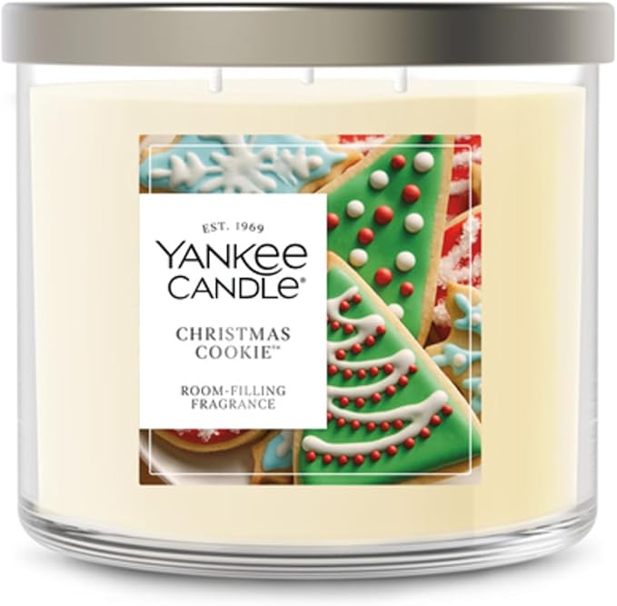 Yankee Candle Christmas Cookie, Holiday Scented Candle, 14.5oz 3-Wick Candle Jar with up to 40 Hours Burn Time, Giftable, Holidays