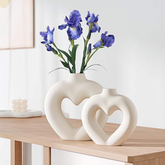White Heart Ceramic Vases for Decor, Heart Shaped Ceramic Vase Set of 2, Nordic Shaped Vases, Minimalist Decorative Vase for Table Centerpiece Wedding Dining Living Room Office House Decoration