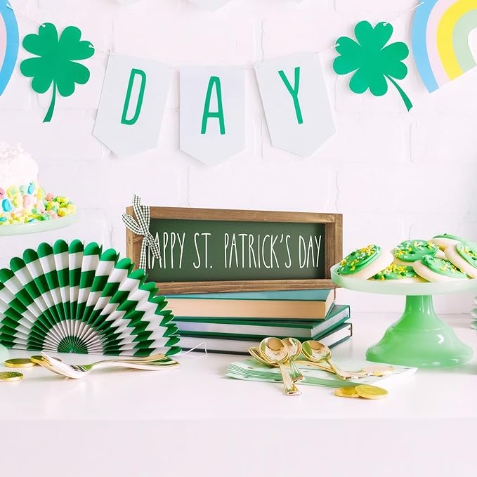 Happy St Patricks Day Sign, Wooden Saint Patrick's Table Centerpieces Decor, Indoor Irish Wood Plaque Tabletop Wall Art Shelf Mantel Office Desk March Green Farmhouse Decorations for Home