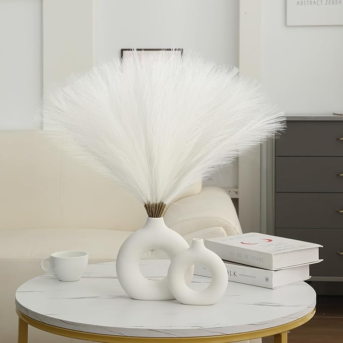 Faux Pampas Grass Decor 17.7 Inch 30pcs, Artificial Pampas Grass Fluffy Home Decor, Short Vase Room Decor pompous Grass Flower Arrangement for Boho Home Wedding Decoration (Milky White)