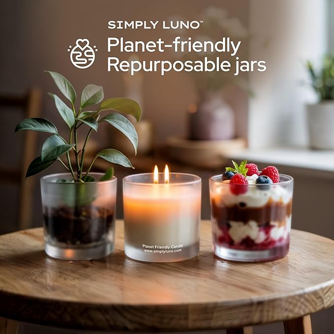 Feels Like Home - Apple, Cinnamon & Vanilla Scented Candle – 14oz Soy Wax Large – Cozy Fall Candle for Home – 50+ Hour Burn – Eco Friendly Gift Box in Reusable Glass Jar with Bamboo Lid