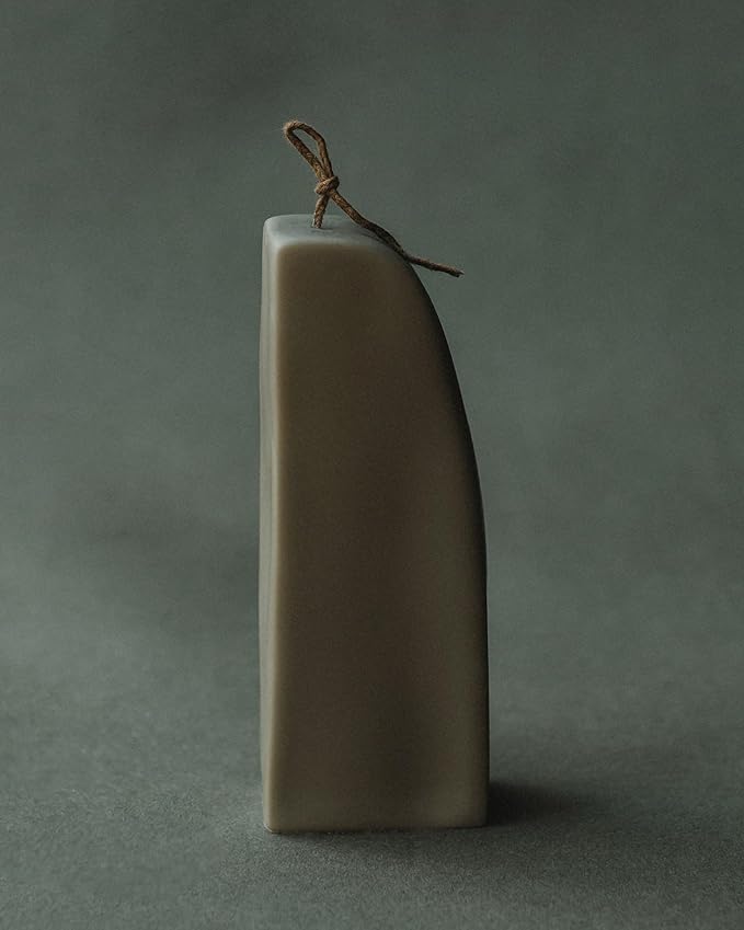 LAWA Downhill Candle - Beautiful Handmade Pillar Scented Soy Wax Elegant Aesthetic Candle Housewarming Gift Home Room Shelf Decor Idea (Earthy Green)
