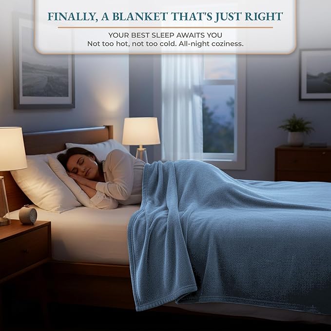 Casa Platino Queen Size Blanket – Lightweight Flannel Throw 90x90 – Soft Fleece Blanket for Bed or Couch – Cozy Year-Round Comfort – Light Blue