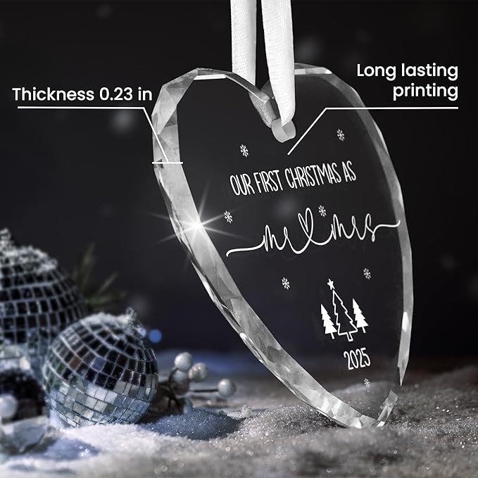 Christmas Wedding Gifts for Couples 2025 - Mr and Mrs - Bridal Shower Gifts for Newlywed Bride - Glass Christmas Birthday Ornaments 2025 with Card, First Christmas Married Ornament