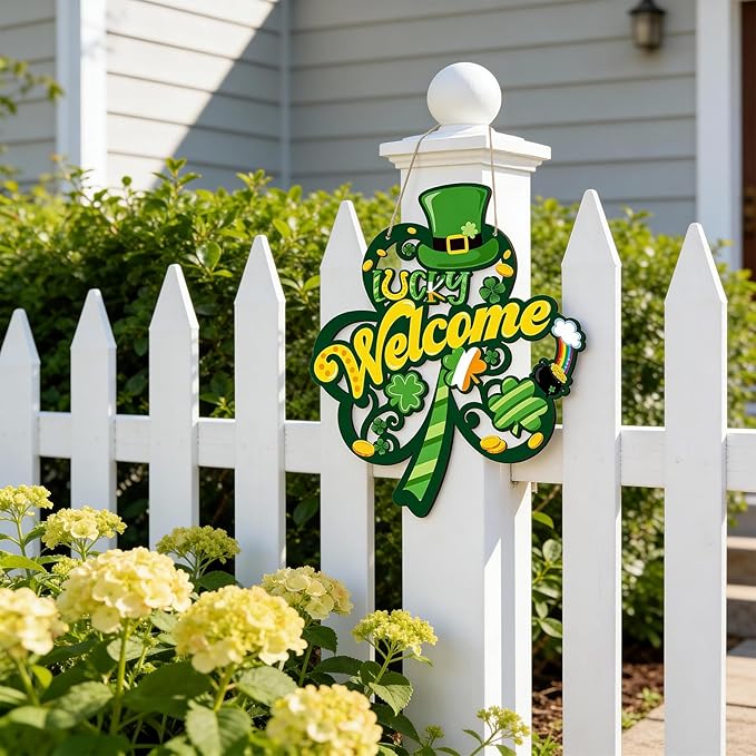 St Patricks Day Wreaths for Front Door - Hollow Wooden Shamrock Wreath, Irish Spring Hanging Welcome Door Sign, Saint Patricks Day Decorations for Holiday Outdoor Indoor Party Wall Home