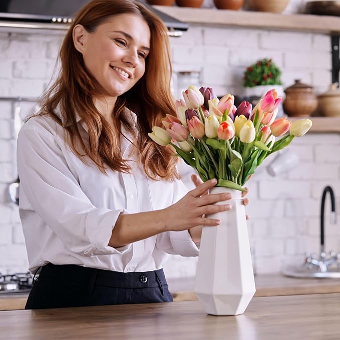 Sggvecsy 30 Pcs Fake Tulips Artificial Flowers Real Touch PU Faux Flowers Tulip Stems for Wedding Spring Bouquet Floral Arrangement Home Office Party Decorations for Mother's Day (Multi Colors)