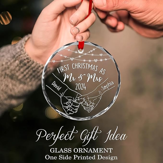 Personalized Mr and Mrs Ornament 2025 – Our First Christmas Married Gift for Couples – Wedding Keepsake – Personalized Names – Clear Glass Ornament for Newlyweds