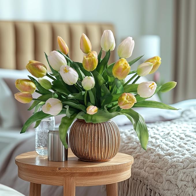 20PCS Fake Tulips Artificial Tulip Silk Flowers Fake PU Bouquet Artificial Flowers Faux Flowers with Gift Box Soft Faux Tulips Bouquets Arrangements for Party Wedding Home