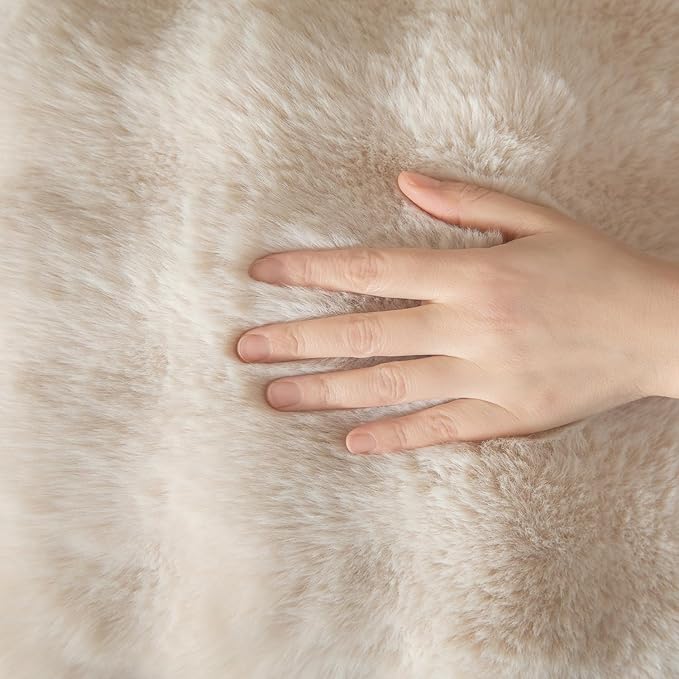 Yaertun Pack of 2 Beige Thick Soft Wool Decorative Throw Pillow Covers 24x24 Inch Faux Fur Plush Fluffy Cushion Covers for Sofa Couch Bedroom