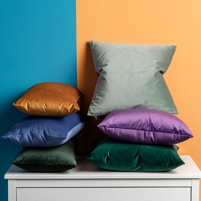 JUSPURBET Dark Green Throw Pillow Covers Set of 2 Decorative 22x22 Velvet Pillow Covers for Couch Sofa Bed Soft Cushion Covers Cases with Invisible Zipper for Living Room Home Decor