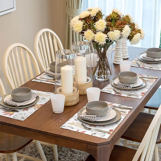 Autumn Pumpkin Placemats, Watercolor Fall Maple Leaves Pumpkins Harvest Thanksgiving Table Mats for Home Kitchen Dining Table Party Decor, 4PCS