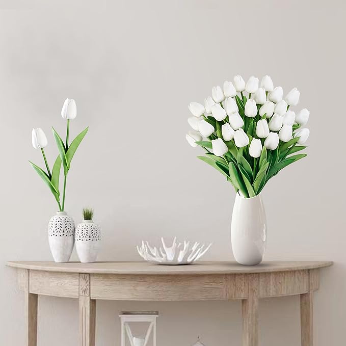 Sggvecsy 30 Pcs Fake Tulips Artificial Flowers Real Touch PU Faux Flowers Tulip Stems for Wedding Spring Bouquet Floral Arrangement Home Party Office Decorations for Mother's Day (White)