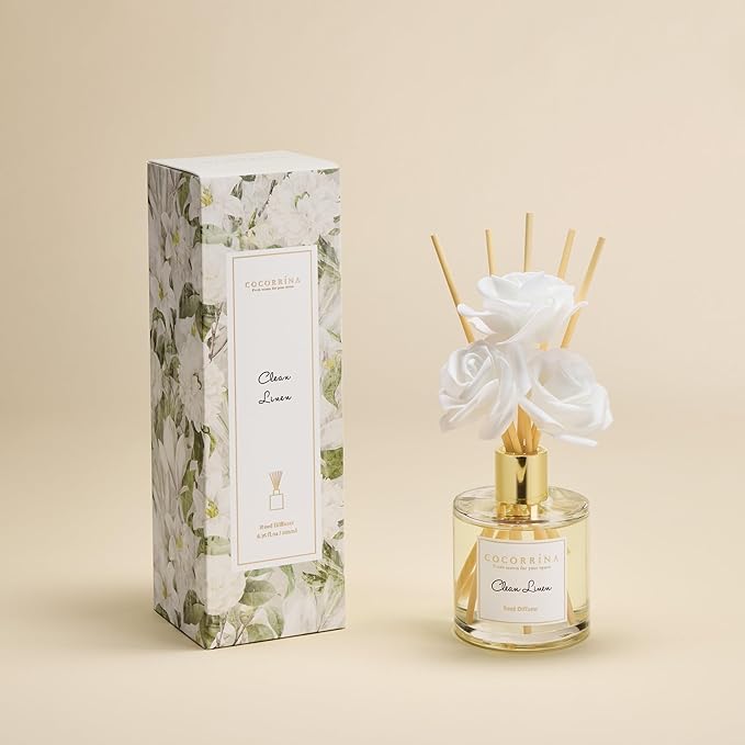 Cocorrína Reed Diffuser Set,6.7oz (200ml) Clean Linen Scented Diffuser with 3 White Rose Foam Flowers & Cotton Sticks, Home Fragrance Reed Diffuser for Bathroom Shelf Decor