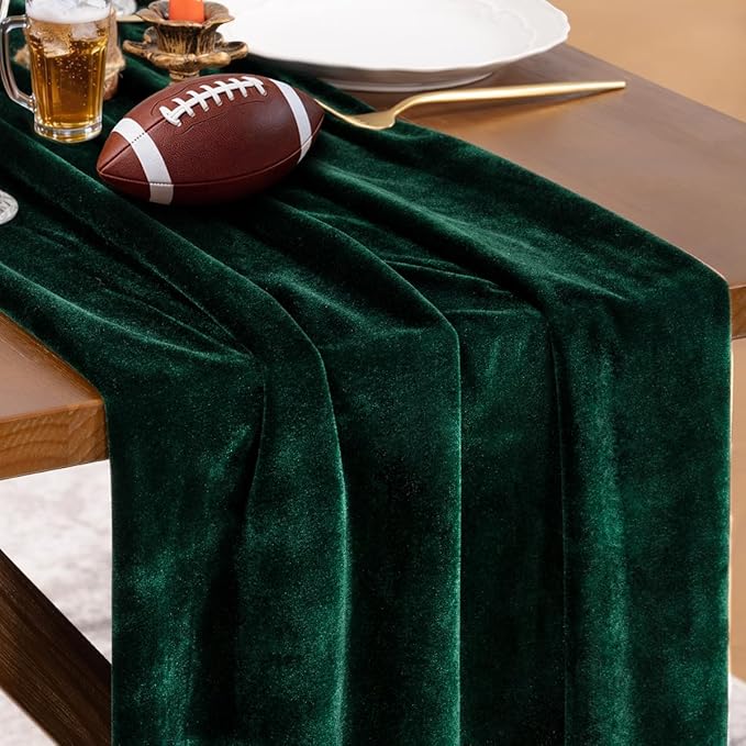 Socomi 4pcs Green Velvet Valentine's Day Table Runner Cloth Decor 20 x 120 Inches 10ft Fabric Emerald Green Luxurious Thanksgiving Wedding Runner for New Year Bridal Shower