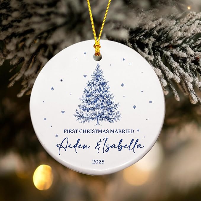 Personalized First Christmas Married Ornament 2025 – Ceramic Round Wedding Ornament – Christmas, Engagement, Anniversary, Newlywed Gift for Couple – Custom Names Keepsake Decoration