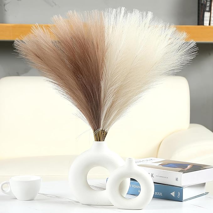 Faux Pampas Grass Decor 17.7 Inch 30pcs, Artificial Pampas Grass Fluffy Home Decor, Short Vase Room Decor pompous Grass Flower Arrangement for Boho Home Wedding Decoration (Light Brown,Beige)