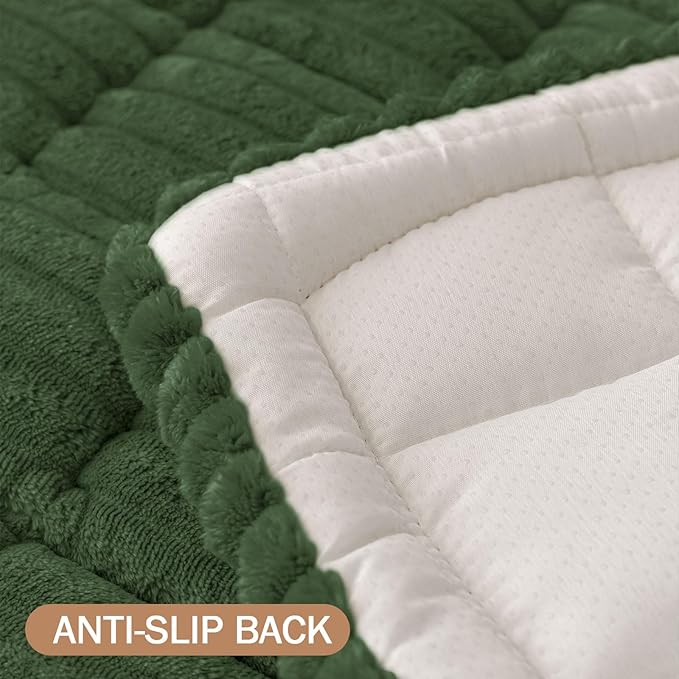 Smiry Couch Cover for Dogs Washable, Non Slip Fuzzy Pet Couch Covers for 3 Cushion Sofa Pet Friendly, Thick Soft Sofa Slipcovers Cushion Protector (Dark Green, 27.6" x 59")