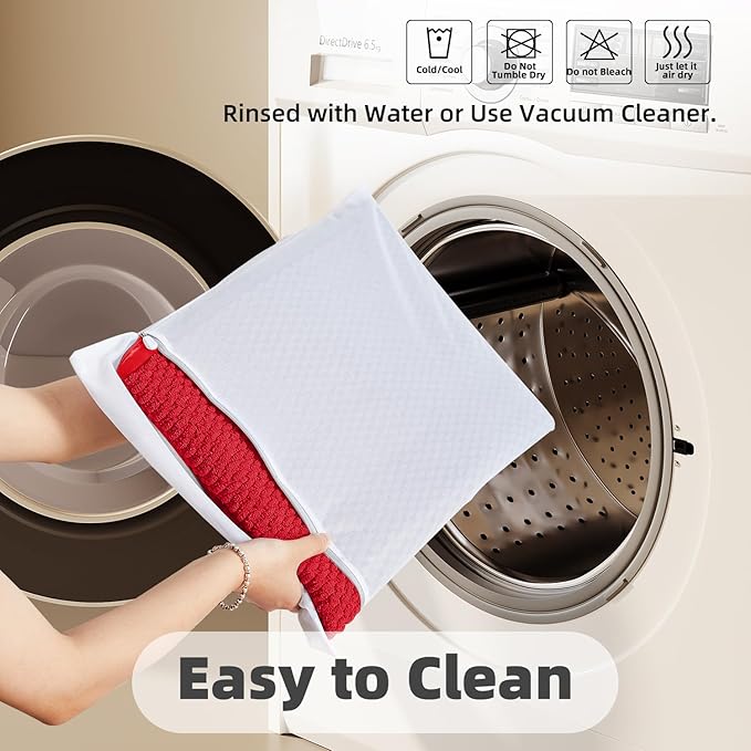 Large Christmas Bathroom Rugs Non Slip Washable Bath Rugs Super Absorbent Bathroom Rug Thin Quick Dry Low Pile Bath Mats, Red 36"x48"