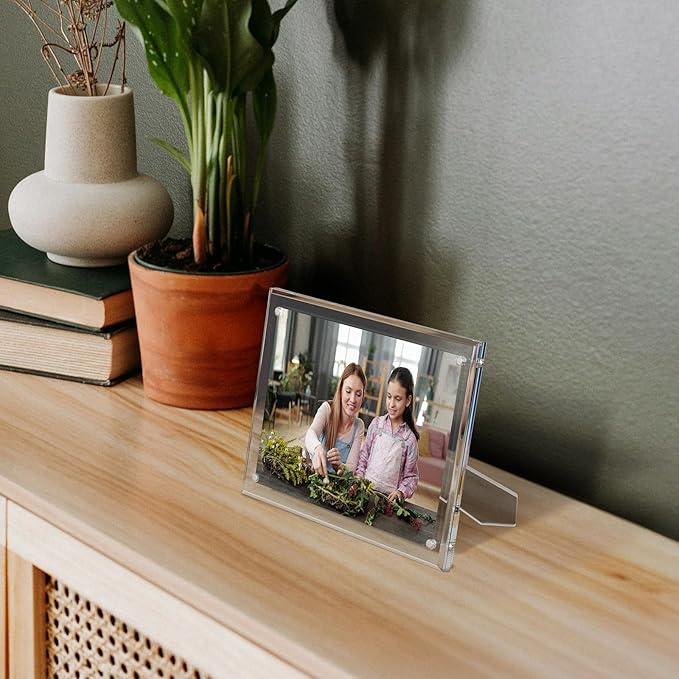 NIUBEE 4x6 Picture Frame, Acrylic Clear Photo Frame with Magnets for Tabletop Display, 4 Pack
