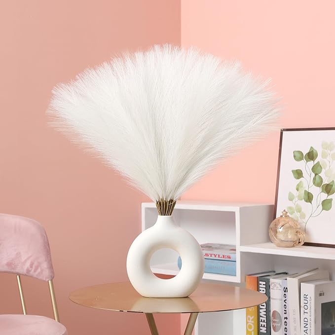 Faux Pampas Grass Decor 17.7 Inch 30pcs, Artificial Pampas Grass Fluffy Home Decor, Short Vase Room Decor pompous Grass Flower Arrangement for Boho Home Wedding Decoration (Milky White)