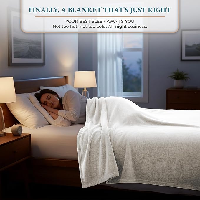 Casa Platino Queen Size Blanket – White Lightweight Fleece Throw for Bed or Sofa – Soft, Cozy Flannel Blanket 90x90 for Women & Men