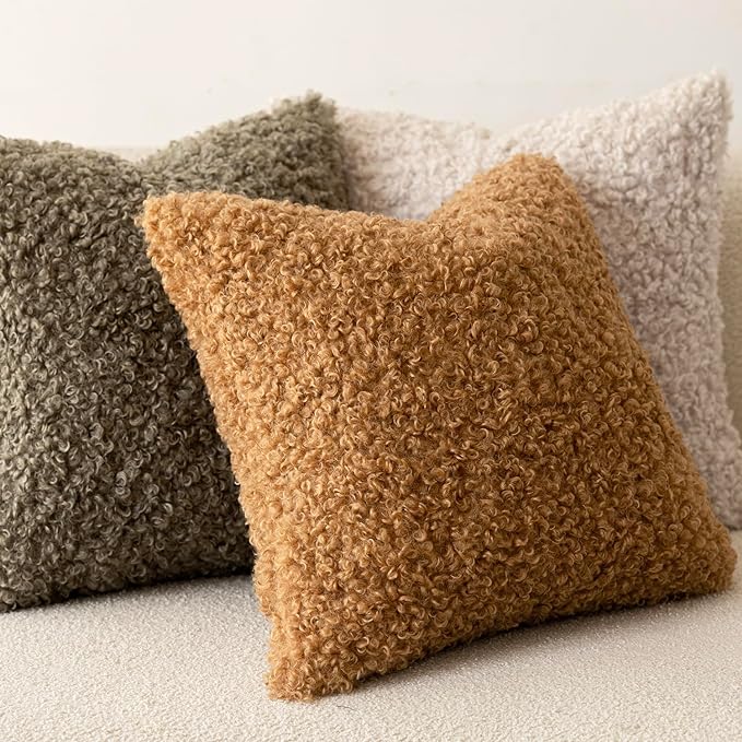 Foindtower 2 Pieces 24x24 Inch Sage Green, Faux Fur Throw Pillow Cover Accent Sherpa Pillow Fuzzy Soft Pillowcases Sheepskin Decorative Fleece Cushion Case for Bed Couch Living Room
