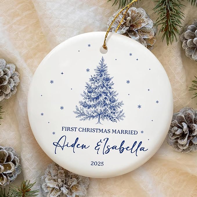 Personalized First Christmas Married Ornament 2025 – Ceramic Round Wedding Ornament – Christmas, Engagement, Anniversary, Newlywed Gift for Couple – Custom Names Keepsake Decoration