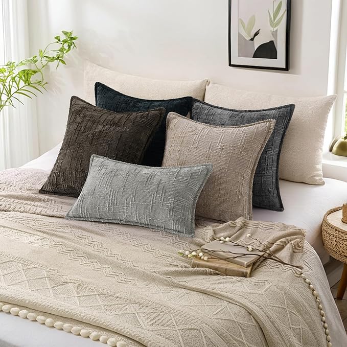 decorUhome Chenille Throw Pillow Covers 18x18 Set of 2, Thick Textured Slubby Neutral Decorative Pillow Covers with Elegant Design for Couch, Sofa, Living Room, Chocolate