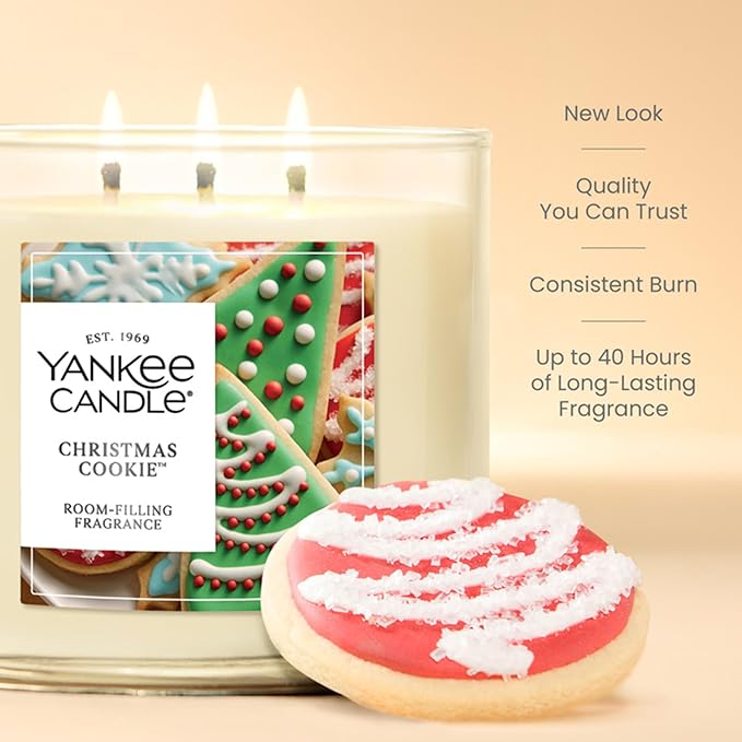 Yankee Candle Christmas Cookie, Holiday Scented Candle, 14.5oz 3-Wick Candle Jar with up to 40 Hours Burn Time, Giftable, Holidays