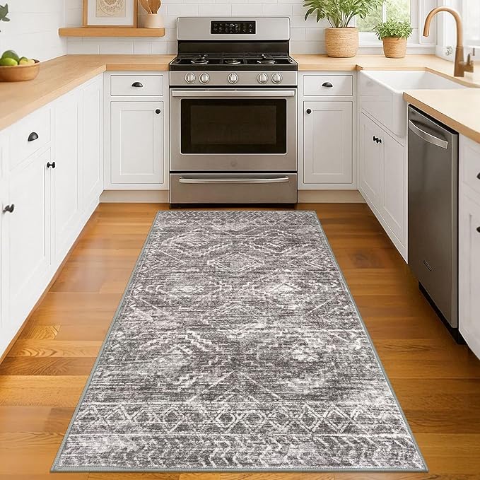 KILOCOCO Boho Entryway Rug 3x5 Area Rug Washable Non Slip Throw Rugs Soft for Kitchen Living Room Dining Bedroom Geometric Moroccan Carpet, Taupe