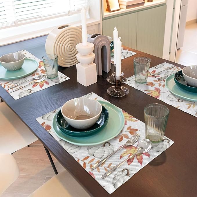 Autumn Pumpkin Placemats, Watercolor Fall Maple Leaves Pumpkins Harvest Thanksgiving Table Mats for Home Kitchen Dining Table Party Decor, 4PCS