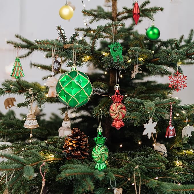 LARAINE Christmas Balls Ornaments 88 Pcs Decorations for Christmas Tree, Assorted Shatterproof Hanging Ball Variety Gift Set of Holiday Party Wedding Decoration (Red&Green)