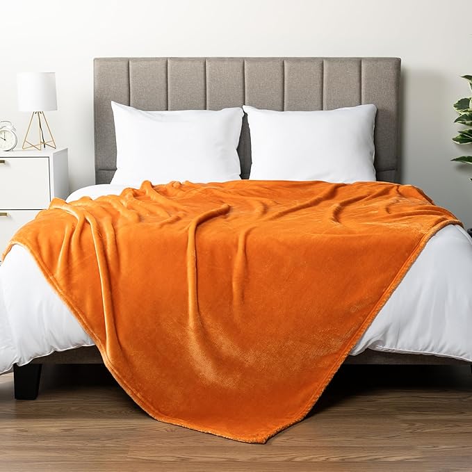PAVILIA Orange Fleece Throw Blanket for Couch Twin Size, Peach Coral Super Soft Fall Flannel Throw for Sofa, Luxury Plush Microfiber Blanket Twin Bed, Home Decorative Velvet Gift Blanket, 60x80