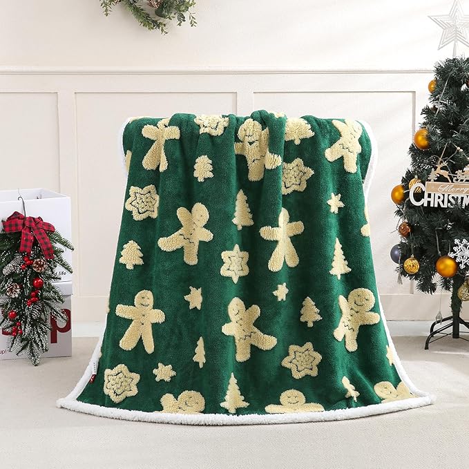 SOCHOW Christmas Gingerbread Holiday Jacquard Sherpa Fleece Throw Blanket, Fuzzy Warm Super Soft Reversible Plush Blanket for Bed, Sofa and Couch, 50 x 60 inches, Green